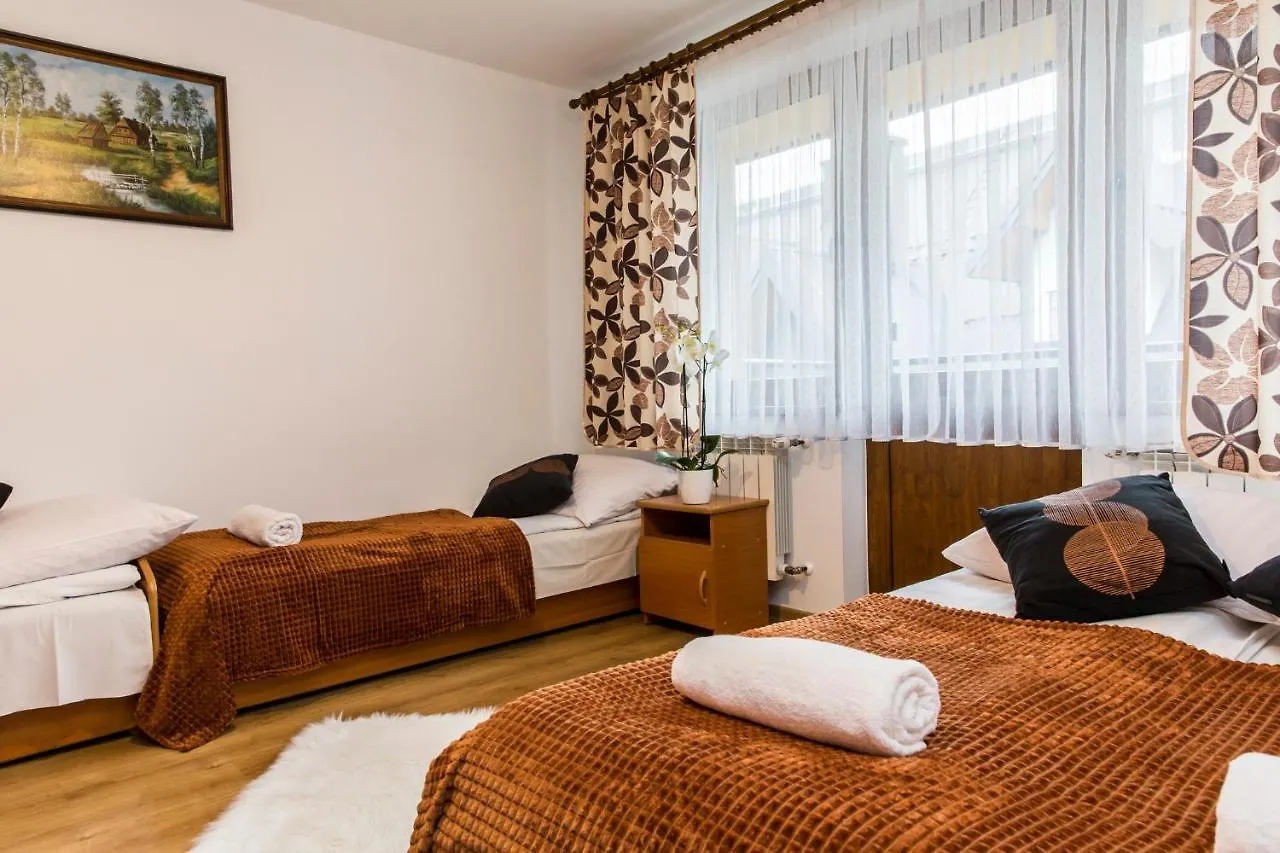 Bed & Breakfast Willa Danuska Poronin Poland